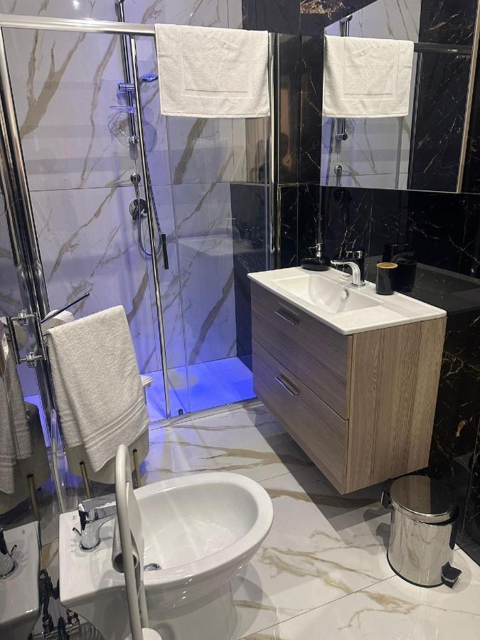 B&B Tre Regine 那不勒斯 外观 照片