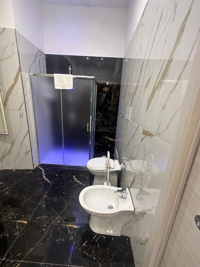 B&B Tre Regine 那不勒斯 外观 照片